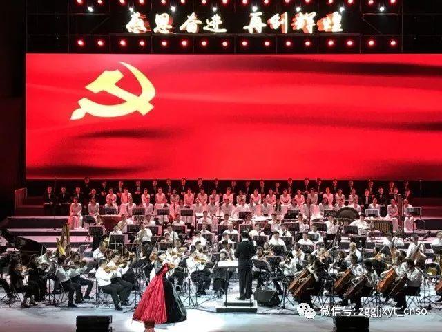 章鱼喷墨汁