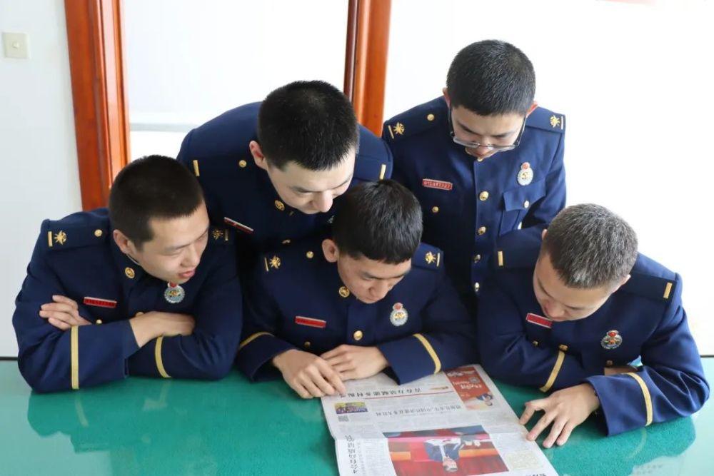 丛林森林逃生